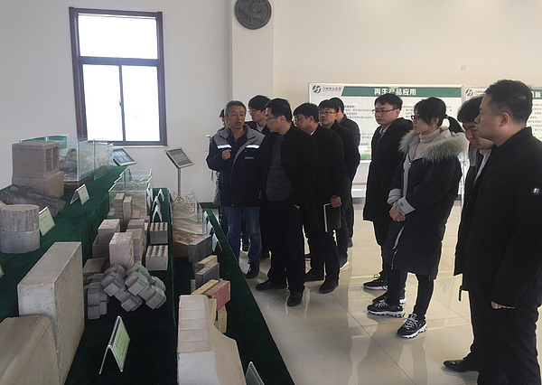 調(diào)研現(xiàn)場(chǎng)03.jpg